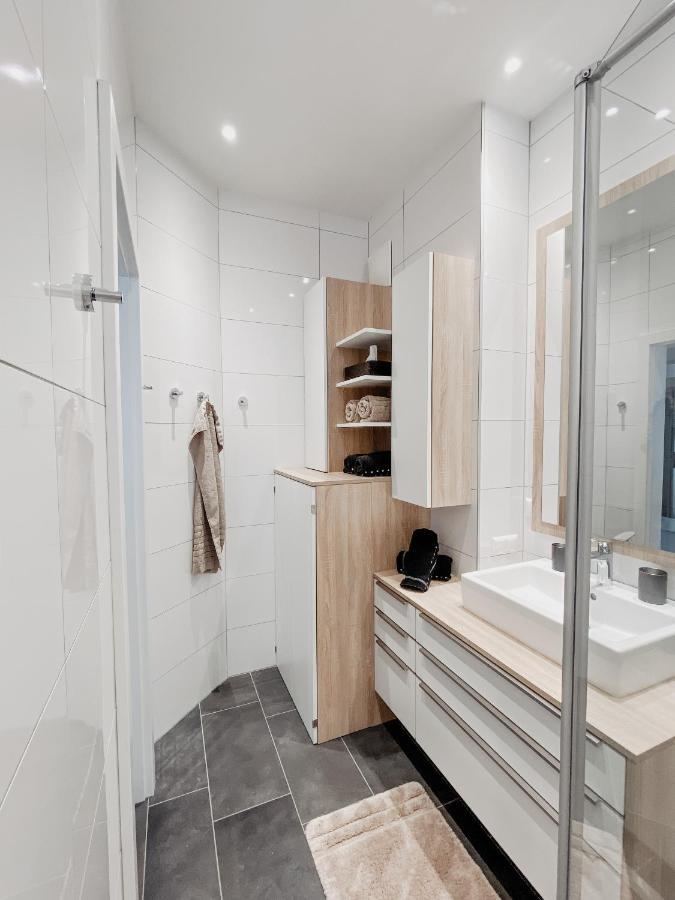 Lake View Apartment Seecorso フェルデン・アム・ヴェルターゼー エクステリア 写真